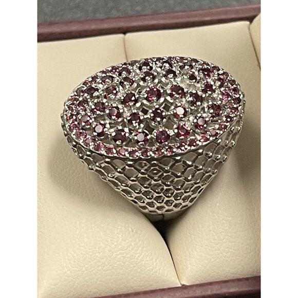 Stunning Sterling Silver Genuine Garnet Dome Ring Signed 925 Size 7 NWOT - Picture 2 of 8